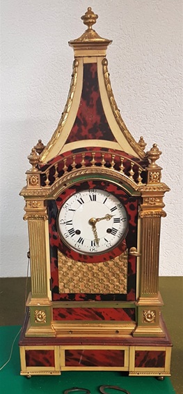 Horloge de table à musique, 19e Horloge de table à musique, 19e